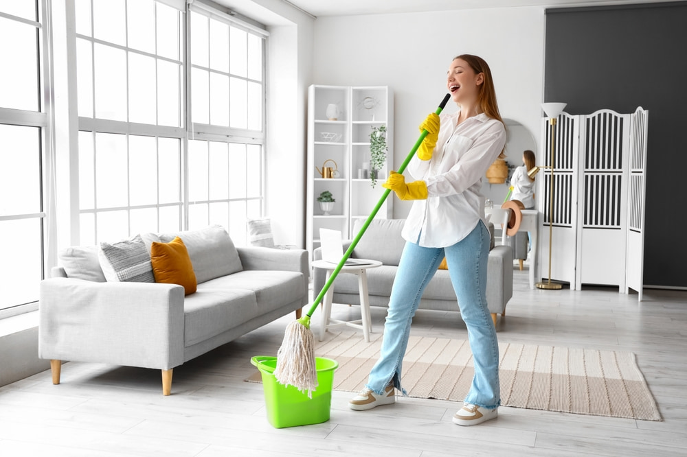 cleaning services in West Des Moines